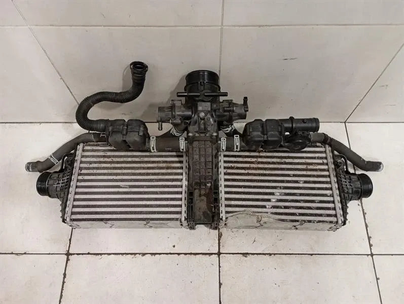 Porsche 911 992 Intercooler 992145805D FAULTY Intercooler 992129504A