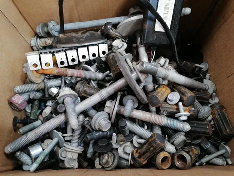DODGE RAM MK5 1500 TRX SCREWS BOLTS FROM ONE CAR SET KIT BOLTS