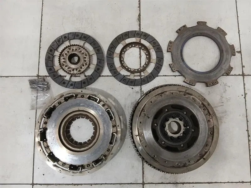 BMW 6 E63 Flywheel + Clutch Basket 2283089 Clutch Kit Flywheel SMG V10