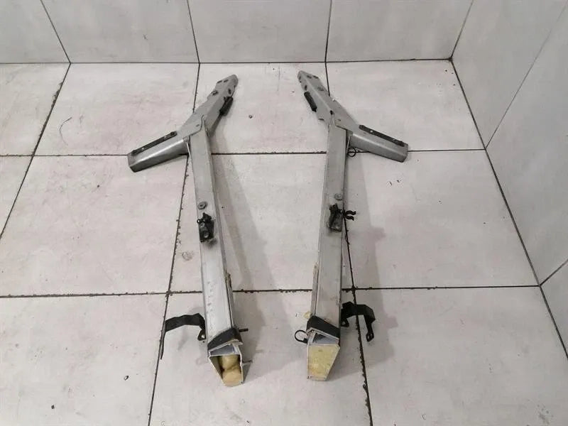 Aston Martin Rapide 10-14 Holder Bracket Front Holder Carrier