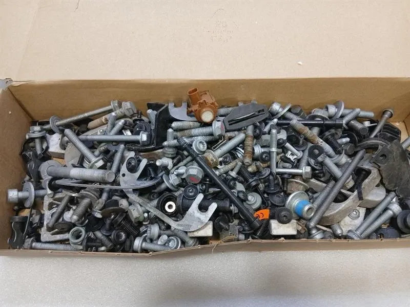 LAMBORGHINI HURACAN LP640 SPYDER SCREWS BOLTS FROM ONE CAR SET SET BOLTS