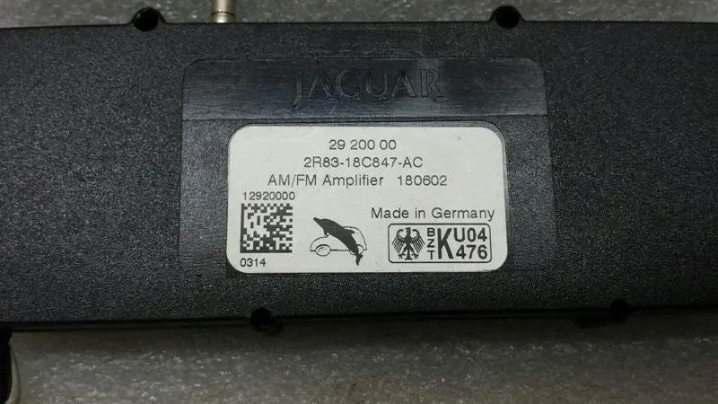 Jaguar S-type antenna amplifier booster 2R83-18C847-AC antenna amplifier
