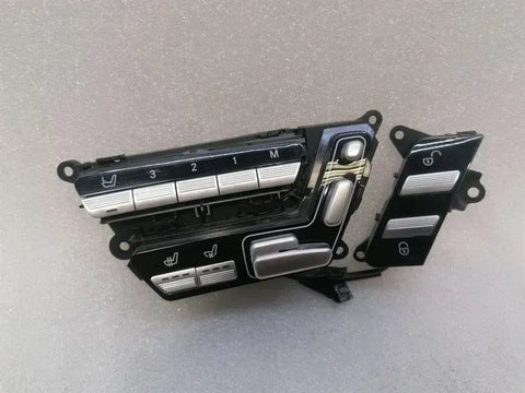 Mercedes S W221 Front Right Seat Switch A2218702379 Right Seat Switch RHD