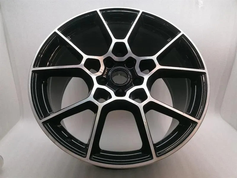 Aston Martin DBX Alloy Wheel MY83-99656-G DBX Rim 11.5J X22 ET56