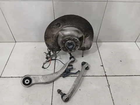 BMW M4 G82 G80 AWD X-Drive Left Front Hub 8095649 Wheel Bearing Housing Front Left