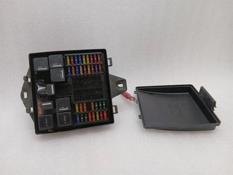 Aston Martin Vanquish AM310 Fuse Box BG33-14A173-AB Fuse Box
