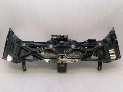 Audi R8 4S AWD Spyder rear panel spacer holder bracket 4S7813298B holder carrier