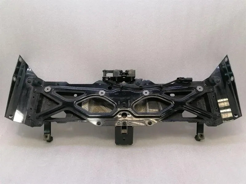 Audi R8 4S AWD Spyder rear panel spacer holder bracket 4S7813298B holder carrier