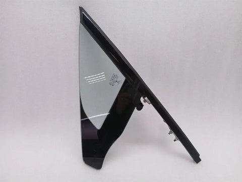 Aston Martin Vanquish AM310 Left 1/4 Glass CD33-C262A37-BB Door Panel 1/4 Front Li