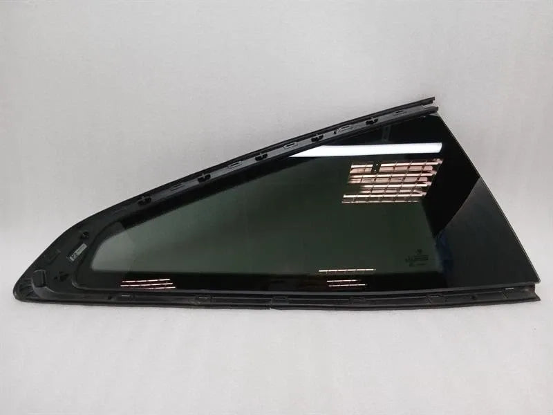 BMW 4 M4 G82 G22 Right Rear 1/4 Glass 7482716 Door Window 1/4 Rear RH