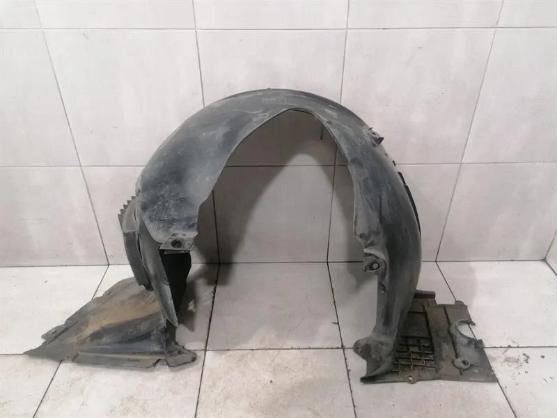 Porsche Panamera 970 Wheel Arch Liner 97050412418 FR Wheel Arch Cover Faulty