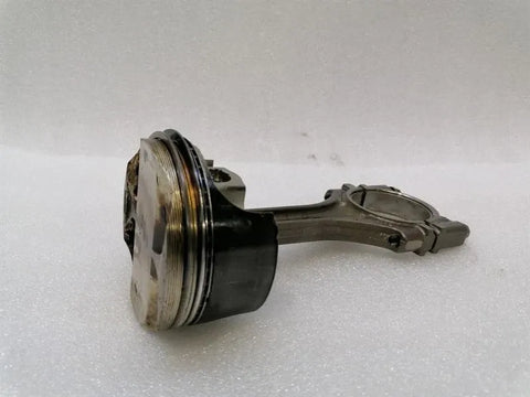 Porsche 911 996 Piston 99610305219 Piston