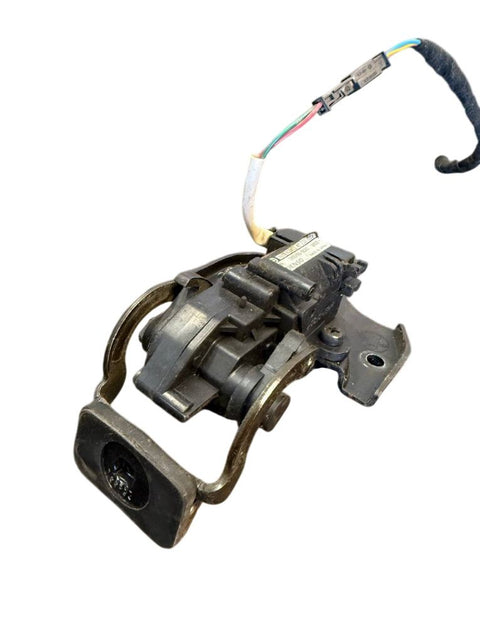 A6398200542 6398200542 Rear Side opening window Lock Right MERCEDES-BENZ VITO / VIANO (W639) (2003-2014)