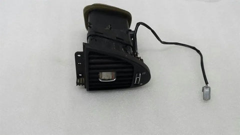 Jaguar XJ X350 X358 air vent right side C2C24299 ventilation nozzle ventilation grille