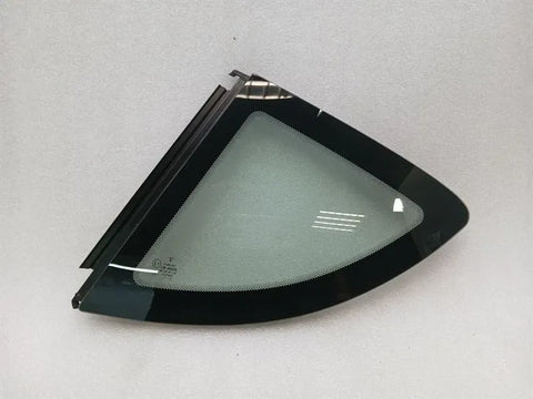 Porsche Cayman 987 Left Rear 1/4 Glass 98754311100 Door Glass 1/4 Rear LH