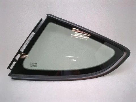 Porsche Cayman 718 GT4 Left Rear 1/4 Glass 98154311112 Door Window 1/4 Rear LH