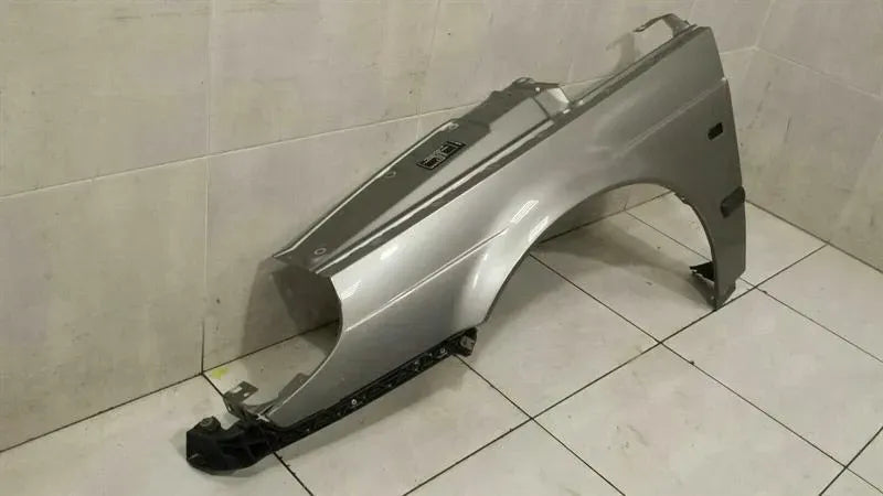 SAAB 9-5 95 Left Wing 4826020 Front Left Fender 2001-2005
