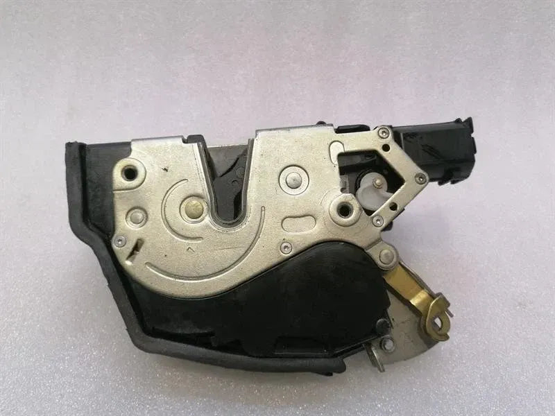BMW 7 series E65 facelift door lock RLH 7169251 door lock