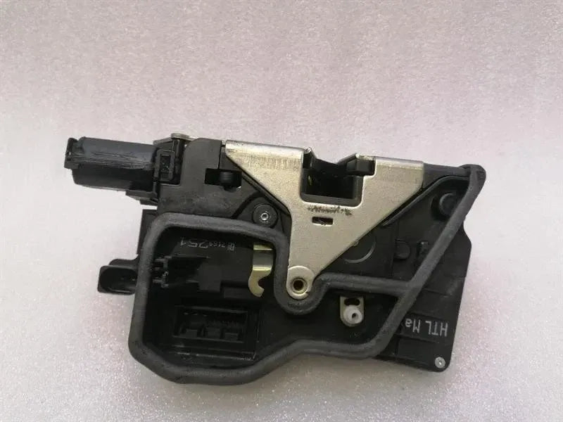 BMW 7 series E65 facelift door lock RLH 7169251 door lock