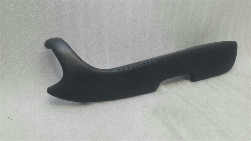 Bentley Continental GT Right Door Armrest 3W3867166B Door Armrest Right Leather