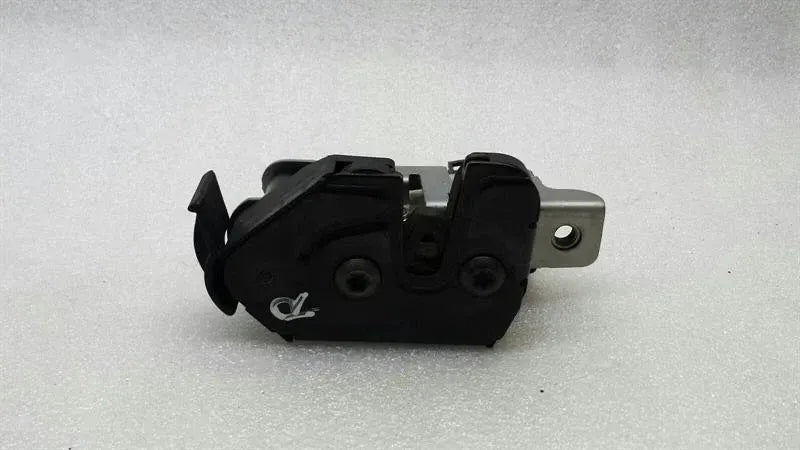 LAND ROVER RANGE ROVER VOGUE L322 BOAT LID ACTUATOR FUG500140 Door Lock