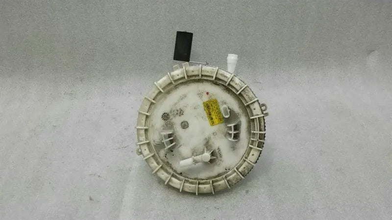 Mercedes GL X166 Fuel Transmitter Unit A1664703194 Fuel Sender Level Sensor