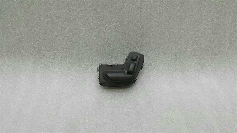 Mercedes GL X166 Right Seat Switch A1669053800 Seat Switch Right