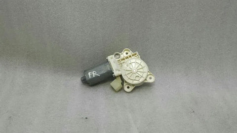 Mercedes SLK R171 right door window motor A1718201442 window regulator motor right