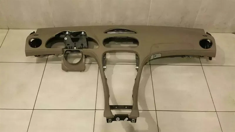 Mercedes SL R230 Dashboard A2306805787 Dashboard Dark Pearl 8M67 Leather