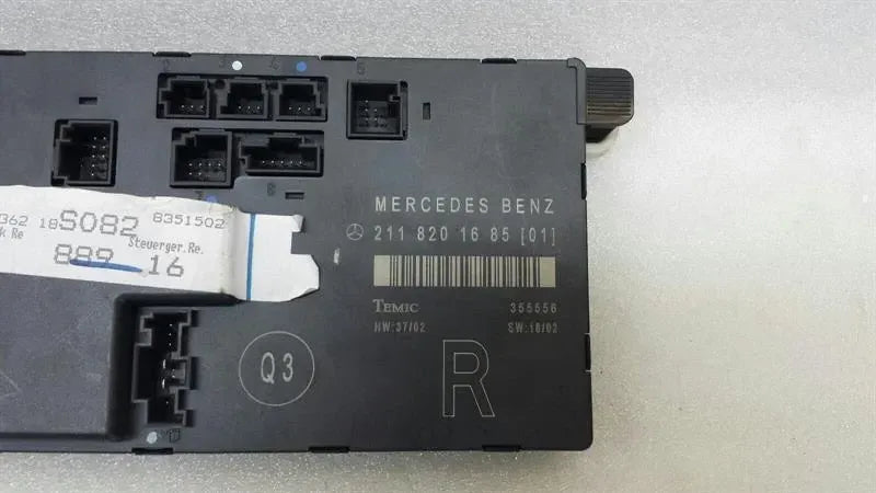 2007 Mercedes E-Class E500 2118201685 door control unit front right door