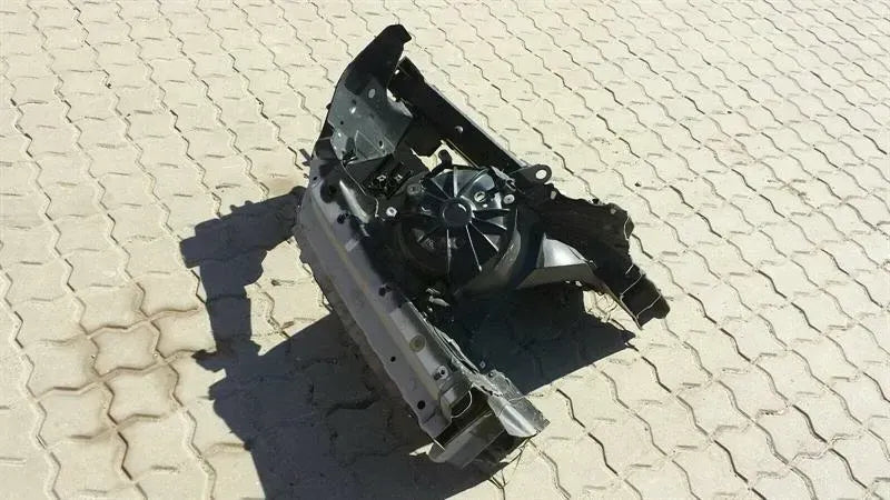 BMW 5 Series E60 left front chassis leg 41147111069 left front wheelhouse