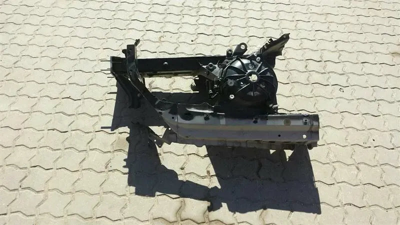 BMW 5 Series E60 left front chassis leg 41147111069 left front wheelhouse