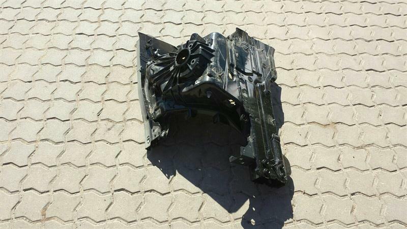 Mercedes C Class W205 FRH chassis leg A2056208800 right front wheelhouse