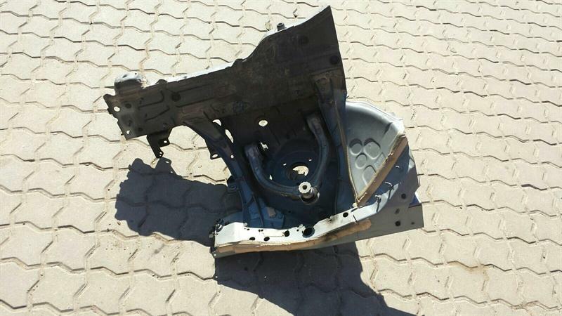 Mercedes C Class W205 FRH chassis leg A2056208800 right front wheelhouse