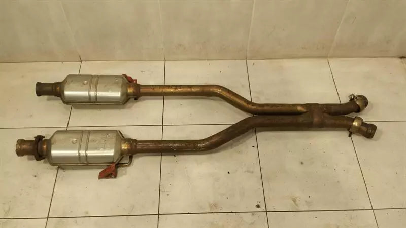 Mercedes R Class W251 Down Pipe A2514903715 Exhaust Muffler M272 V6