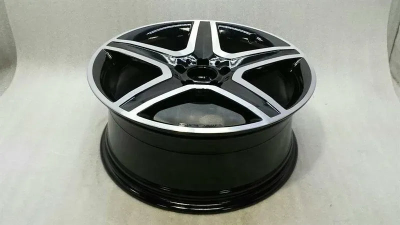Mercedes GLA X156 Alloy Wheel A1564010600 Alloy Rim 8Jx19H2 ET43.5 AMG.