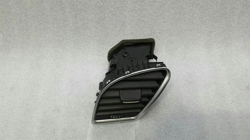 Audi S5 8t a5 RHD Left Air Vent 8T2820901 Right Handlebar