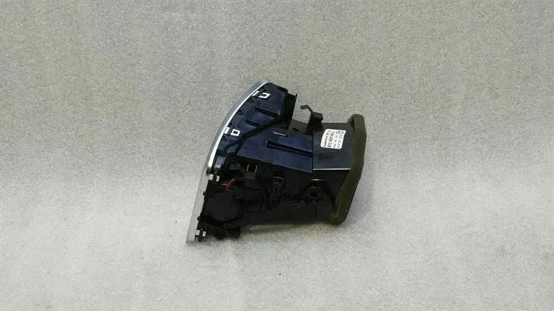 Audi S5 8t a5 RHD Left Air Vent 8T2820901 Right Handlebar