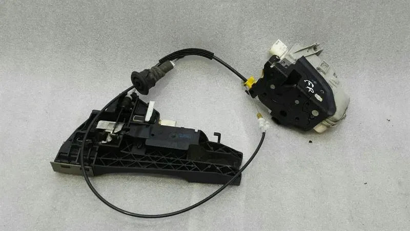 Audi S5 8T RHD right door lock 8J2837016A right hand drive