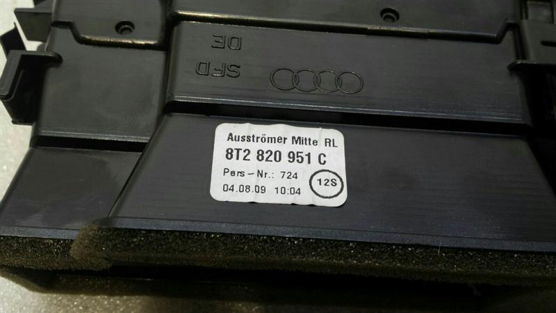 Audi S5 8T RHD Center Air Vent 8T2820951C Right Hand Drive
