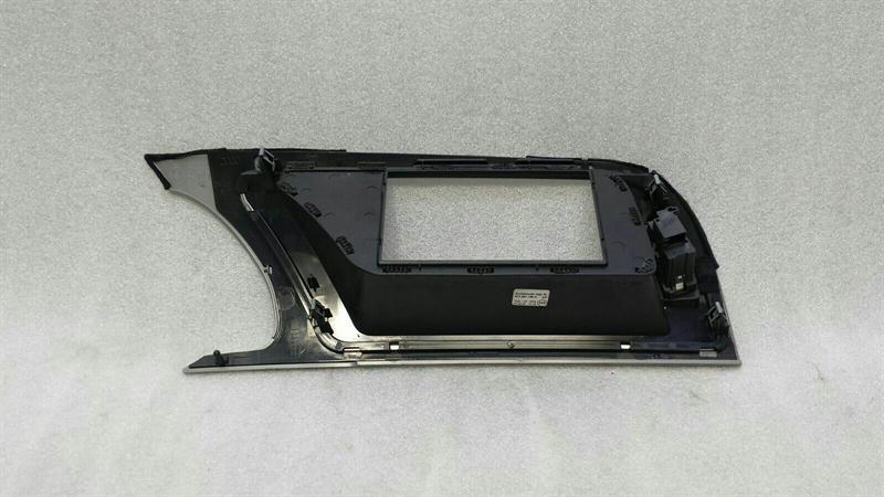 Audi S5 8T RHD Navigation Monitor Trim 8T2857185H Right Handlebar