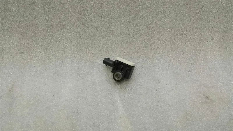 Audi RS6 4F Crash Sensor 4F0959643B Impact Sensor