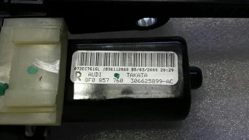 Audi S5 8T Right Seatbelt Tensioner 8F0857760 Seat Belt Retainer Right
