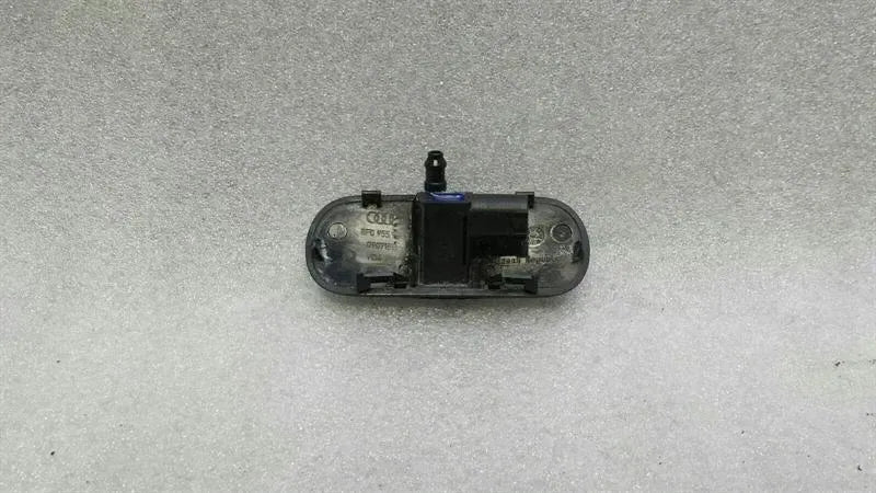 Audi S5 8T right washer nozzle 8F0955988 washer water jets right