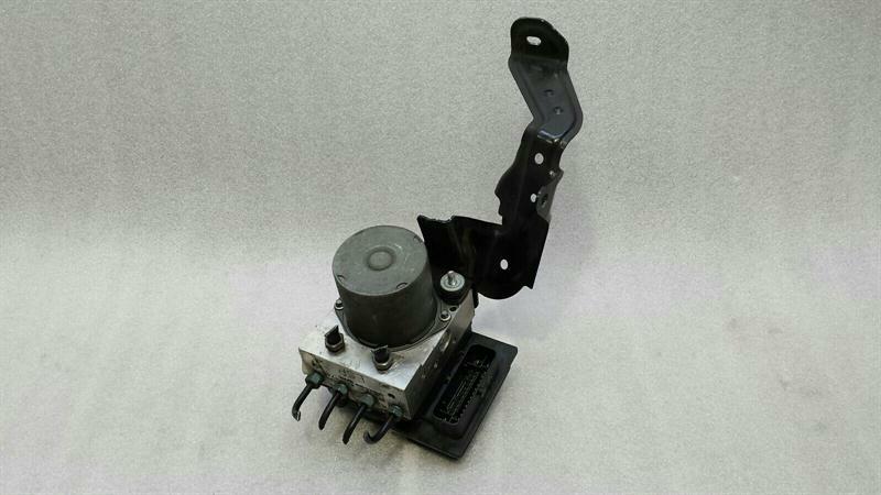 Audi RS6 4F A.B.S pump 4F0910517AJ ABS pump hydraulic block 5.0 V10