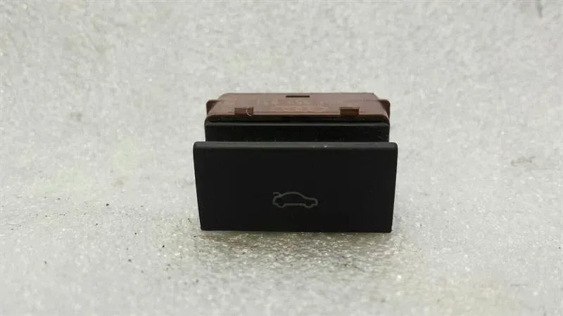 Audi RS6 4F boot lid switch 4F0959831 switch tailgate