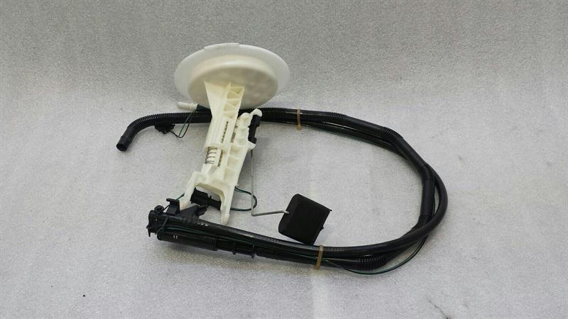 Audi RS6 4F Fuel Transmitter Unit 4F0201317 Tank Transmitter 5.0 V10