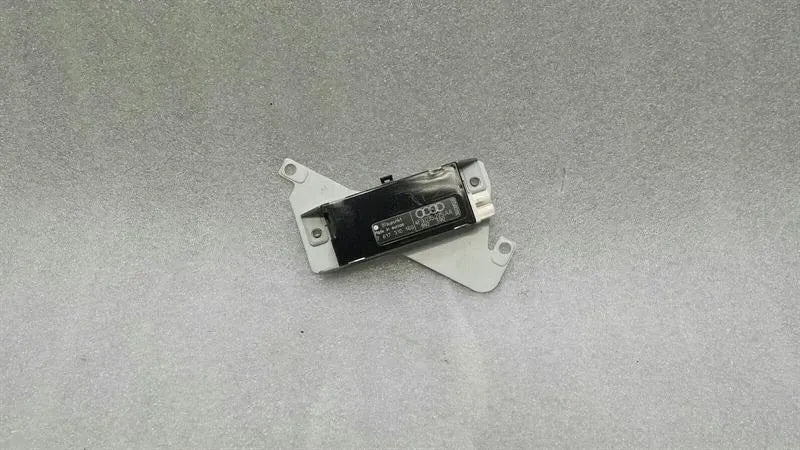 Audi RS6 4F Aerial / Antenna 4F9035225AA Antenna