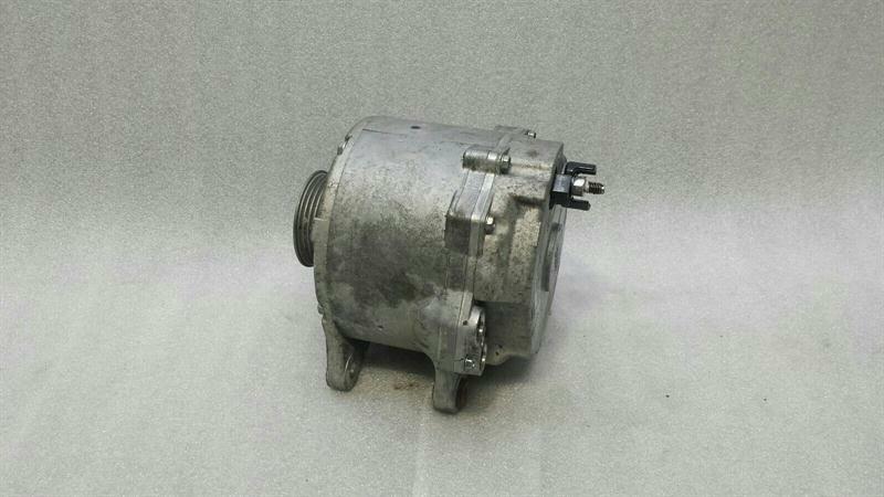 Audi RS6 4G RS7 Alternator 079903015P Alternator 4.0 TFSI