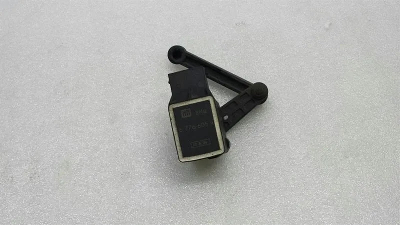 BMW 6 Series E63 Rear Xenon Leveling Sensor 67766059 Level Sensor